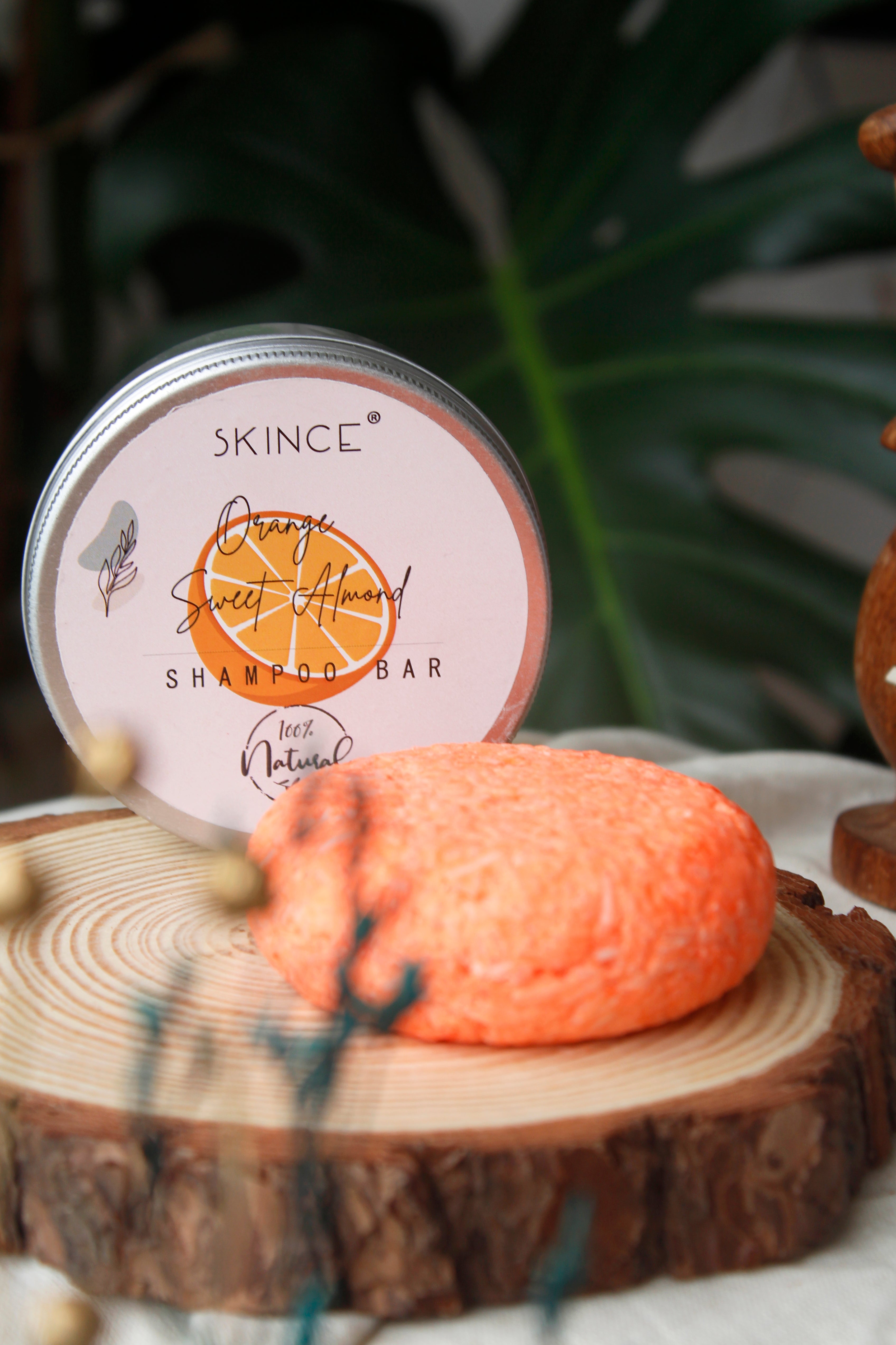 The Orange & sweet almond Shampoo Bar