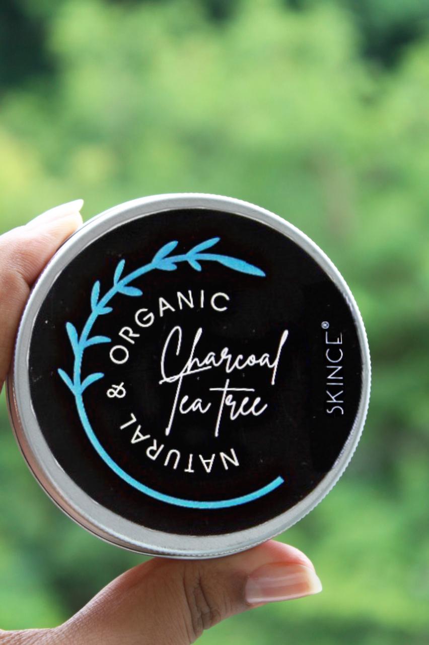 Charcoal & Tea tree Detoxifier shampoo bar.