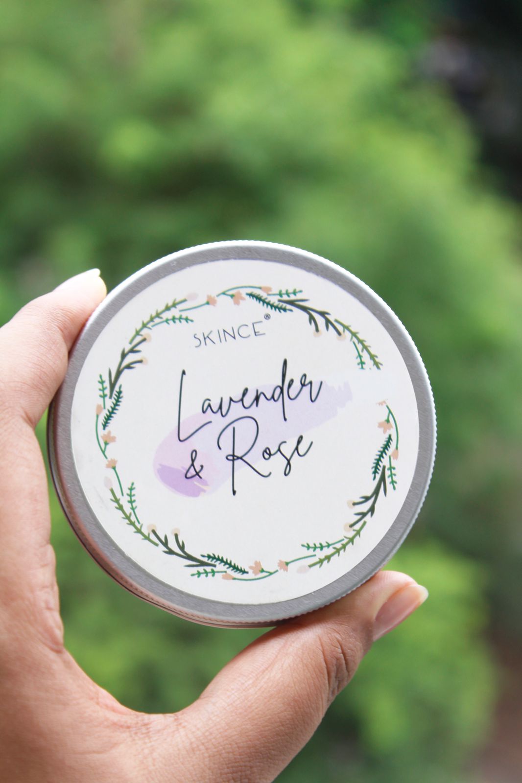The Lavender & Rose shampoo bar